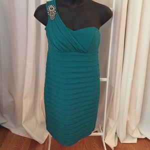 MATERNITY A Pea in the Pod cocktail dress size M