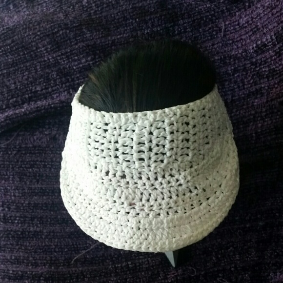 CROCHET SUN VISOR - Picture 2 of 3