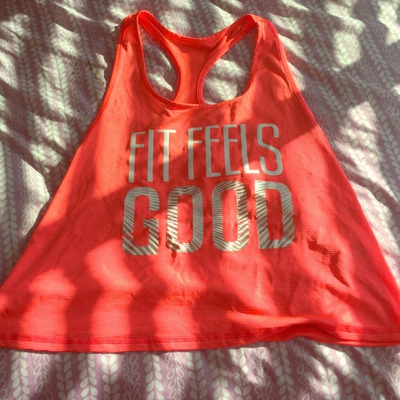 adorable top for the summer💫