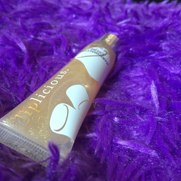 Lip licious lip gloss