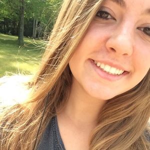 Meet your Posher, Lila