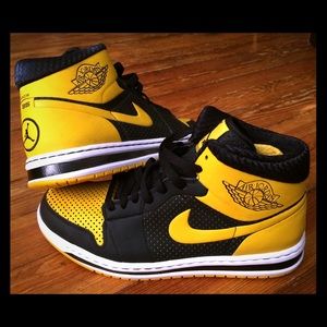 Nike Air Jordan Alpha 1