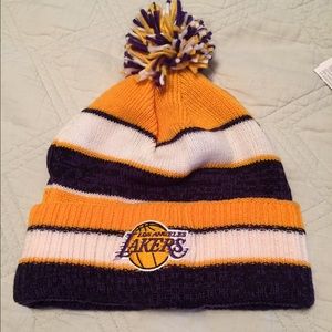 NWOT Lakers Adidas NBA beanie
