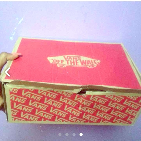 I'm Selling these Van They Are To Small