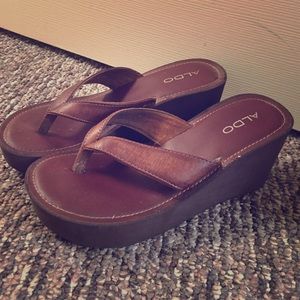 Aldo Sandals