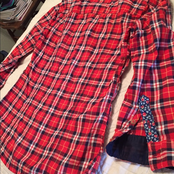 Gilly Hicks plaid button up - Picture 2 of 4