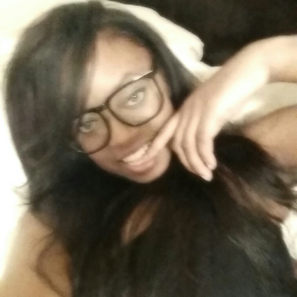 Meet your Posher, Tonya - Picture 1 of 1