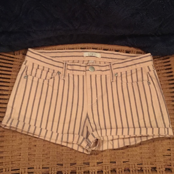 Down striped Pink and Navy Denim Shorts
