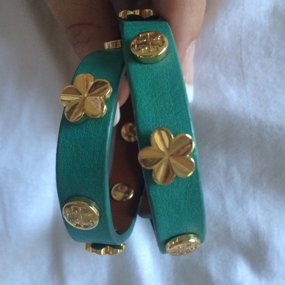 Rare TORY BURCH Flower Wrap Bracelet - Picture 4 of 4