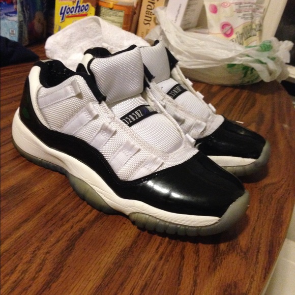 Jordan Concord 11's