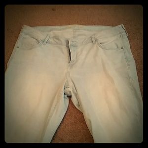 Very good condition light colored jeans