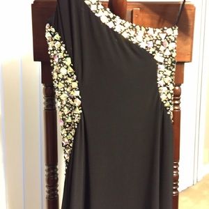 Prom dress or military ball dress.