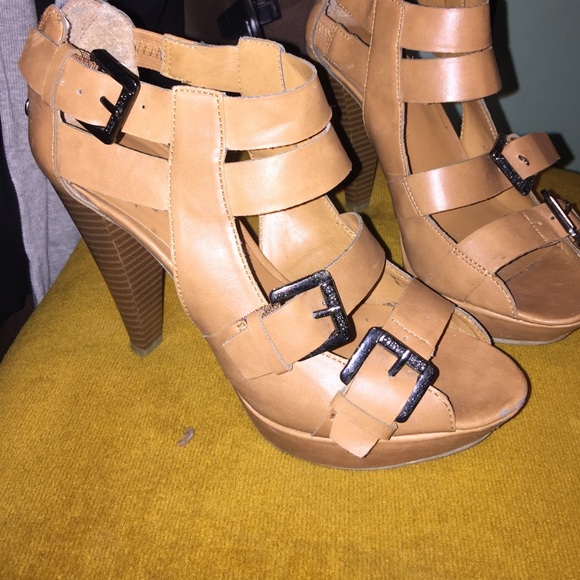 Guess heels - Picture 2 of 3