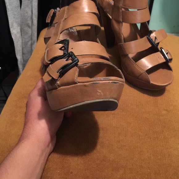 Guess heels - Picture 3 of 3