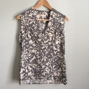 Banana Republic Sleeveless Blouse