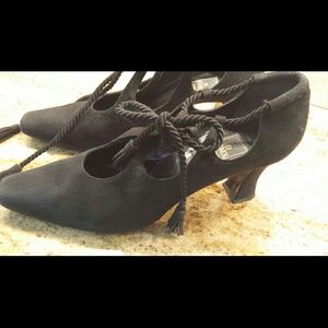 FENDI suede vintage heels