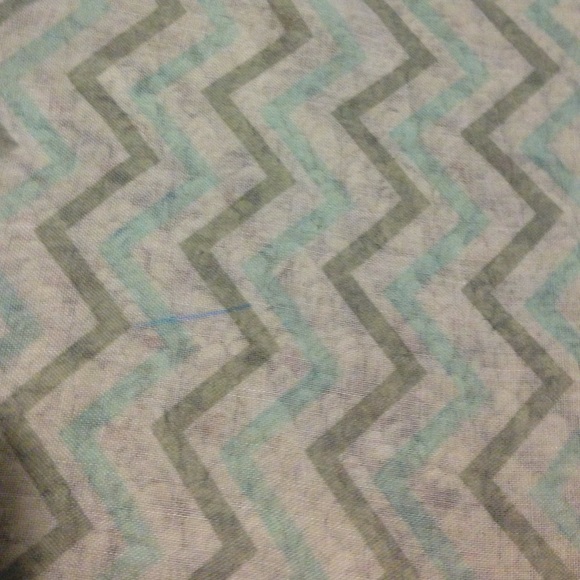Infinity scarf - Picture 2 of 2