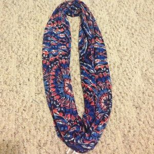 Infinity scarf