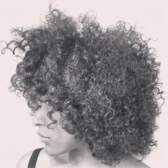 Meet your Posher, Chanell - Picture 1 of 1