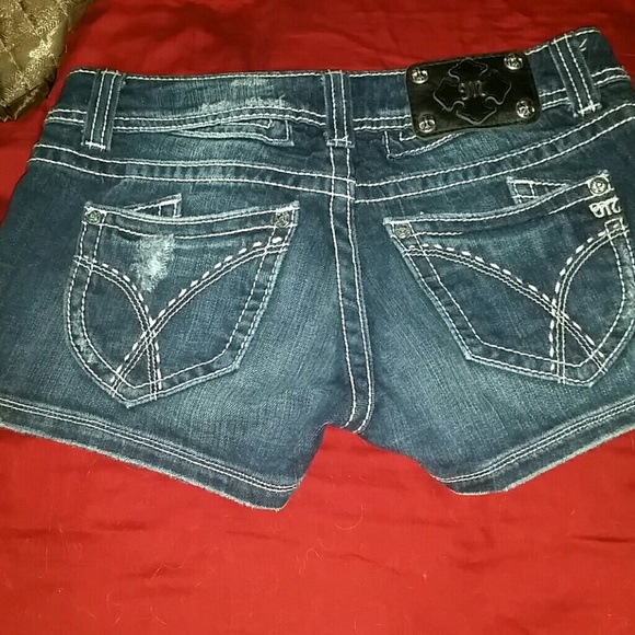 Miss Me Shorts size 27