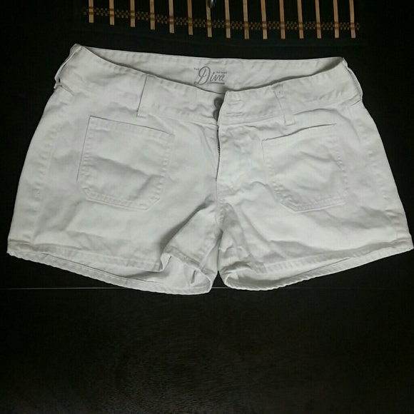 Old Navy White shorts