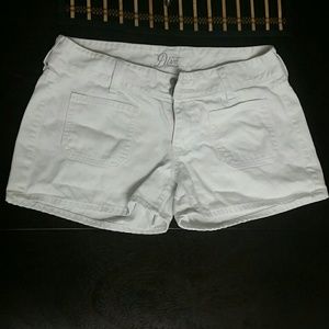 Old Navy White shorts