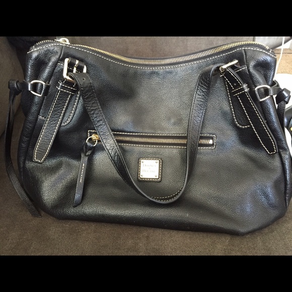 Dooney & Bourke Nina Satchel