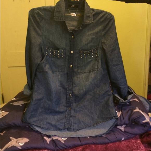 Denim long sleeve shirt