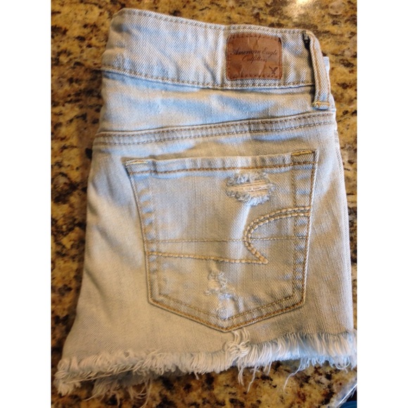 American Eagle Outfitters Pants - American eagle shorts. Size 4