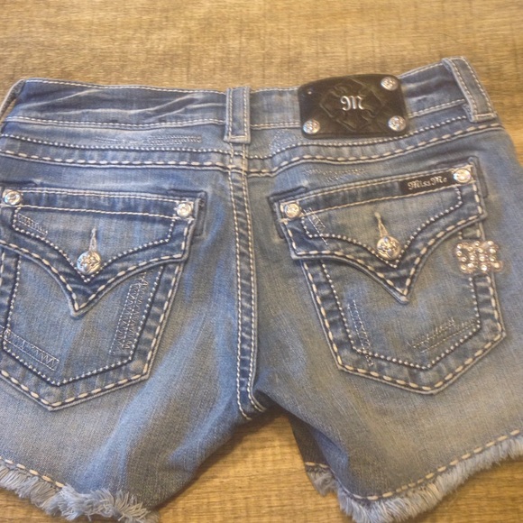 Miss Me size 27 shorts
