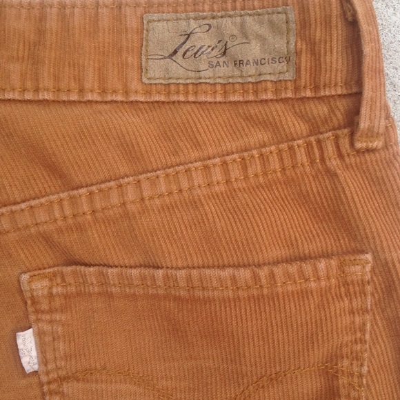 Levi's Pants - Picture 4 of 4
