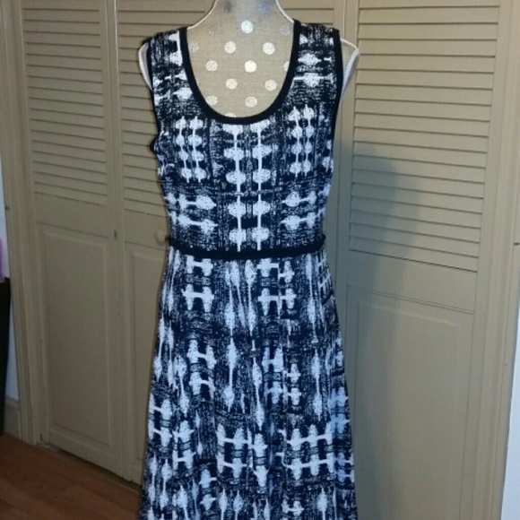 Black and white dress