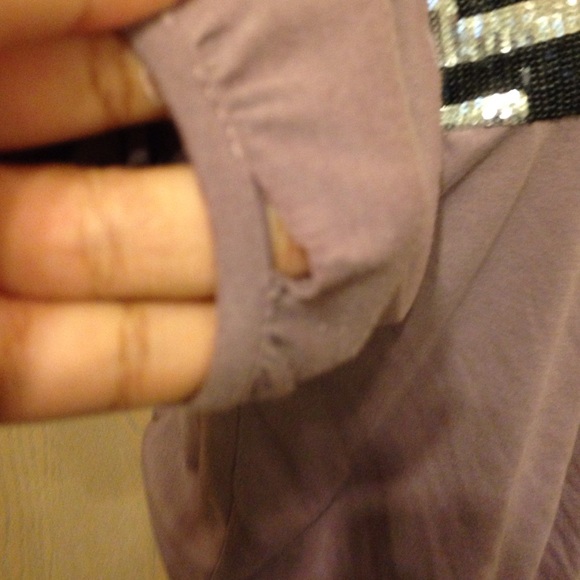 Gorgeous sequin top! - Picture 3 of 3