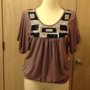 Gorgeous sequin top!