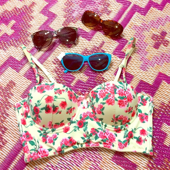 Bra corset. Not the sunglasses.