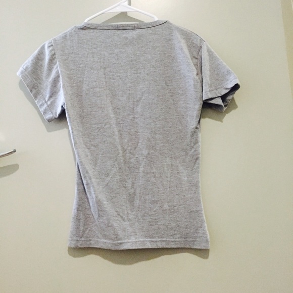 🔴 grey tee with sweet heart - Picture 2 of 2