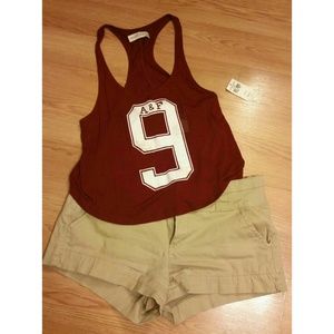 NWT: Razor back, cropped A&F graphic