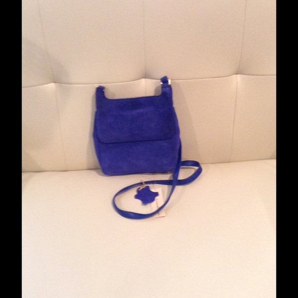 Small cross body bag