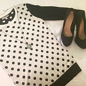 🔴 Banana Republic Black & white polka dot Sweater