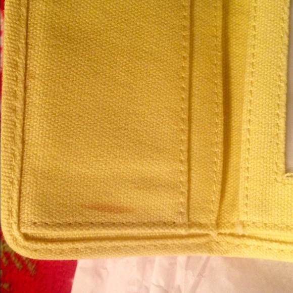 Yellow & Green Billabong Wallet - Picture 4 of 4