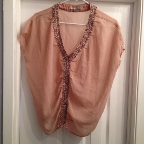Dusty pink top with beads decor