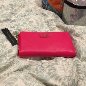 DKNY wallet