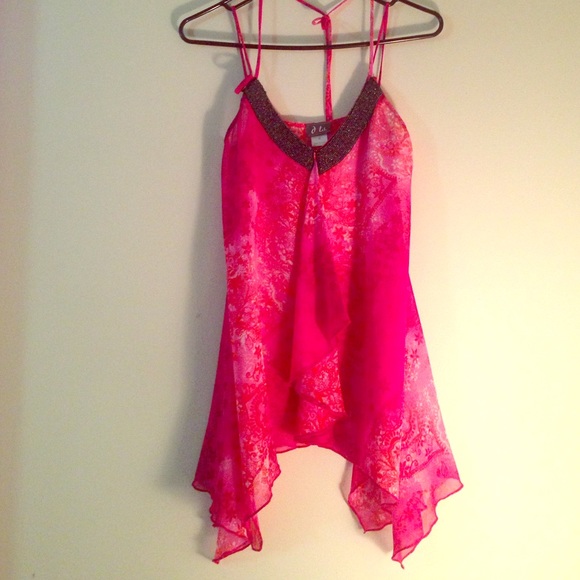 🎁Pink dressy top