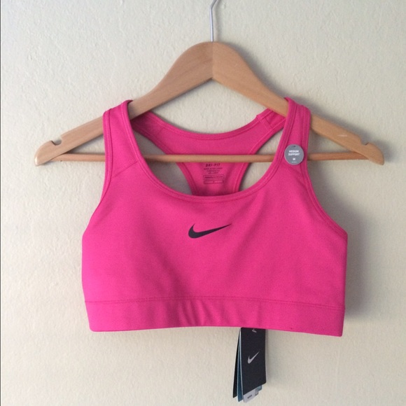 Nike Tops - Nike Women's Medium Sport Bra Pink