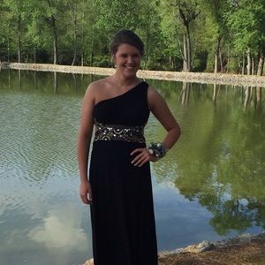 Meet your Posher, Kim