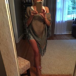 American Eagle- poncho