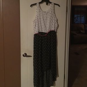 Black and white dress with pink belt