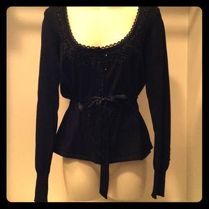 Detailed and attractive sweater