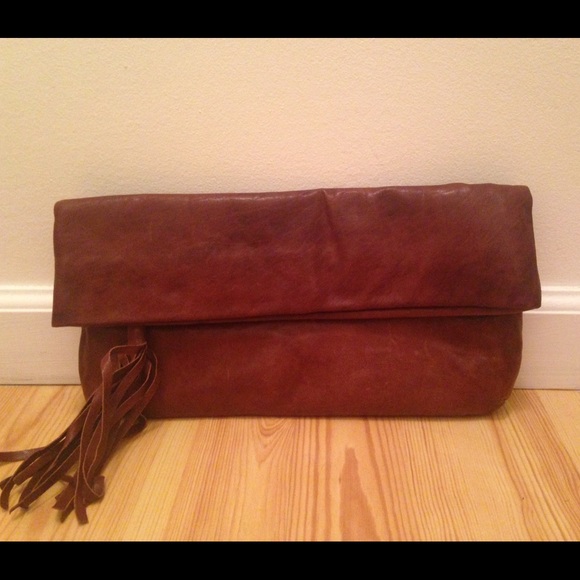 Genuine brown leather clutch with stripes inside - Picture 1 of 3
