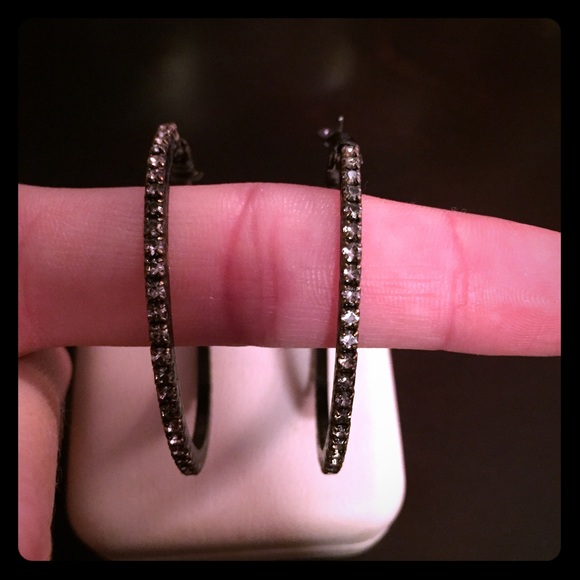 Guess black and diamond earrings